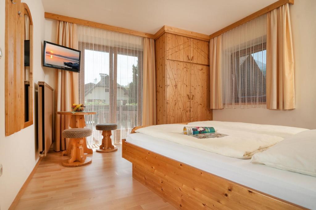 Hubertushof Hotel Latschach ober dem Faakersee Cameră foto